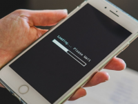 手机也有退休的时候!10个信号提醒该换新伙伴了