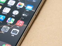 iOS 18.0.1屏幕触控传问题? iPhone 16系列贴了保护贴问题更明显