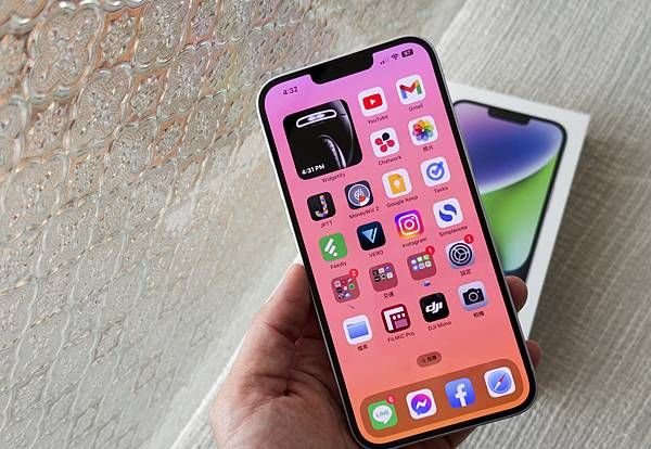 iPhone 屏幕设置 中的「原彩」 (True Tone)是什么