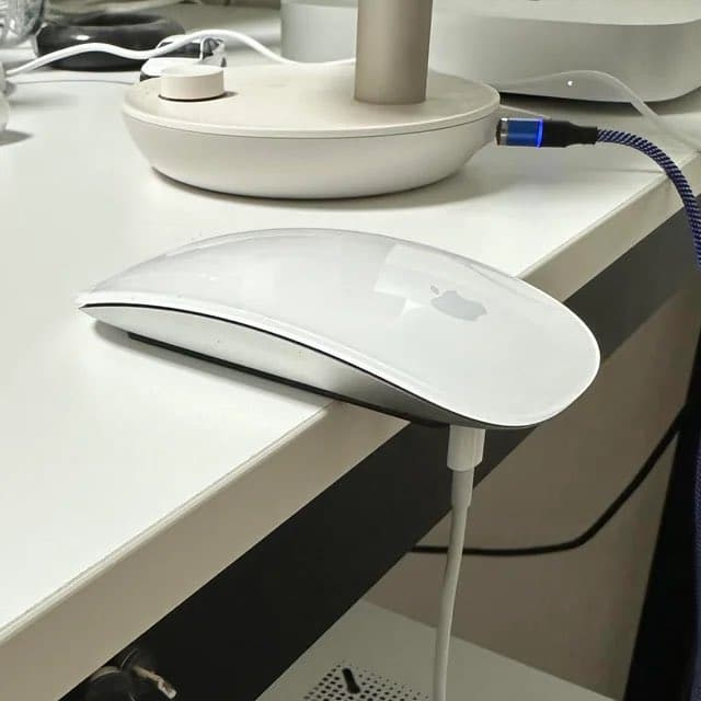 巧控鼠标USB-C改版,充电孔设计还是没变 第4张 巧控鼠标USB-C改版,充电孔设计还是没变 第4张