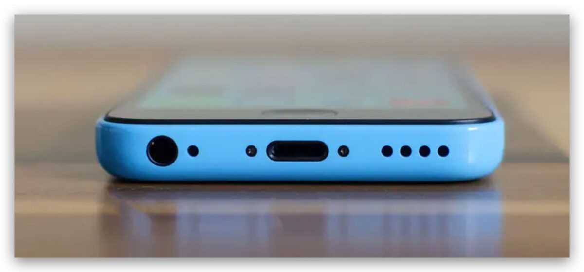 iPhone 15 将不再使用直角边框设计了?反而很像另一款经典 第3张 iPhone 15 将不再使用直角边框设计了?反而很像另一款经典 第3张