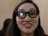 Google 的 Android XR 智能眼镜在红什么? 一文带你秒懂 5 大重点