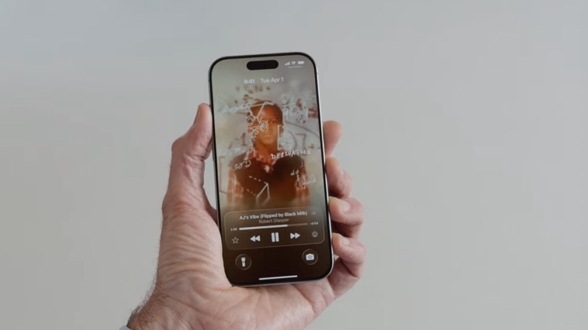 iOS 26 正式推出:全新圆角精简玻璃设计,内建App整合更多AI辅助功能